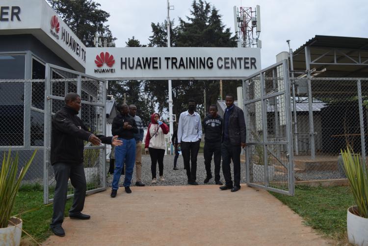 Industrial/academic visit at Huawei